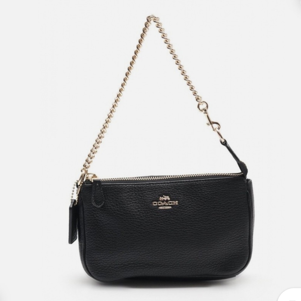 Coach NWT leveled leather large wristlet with chain clutch black gold - Picture 3 of 16